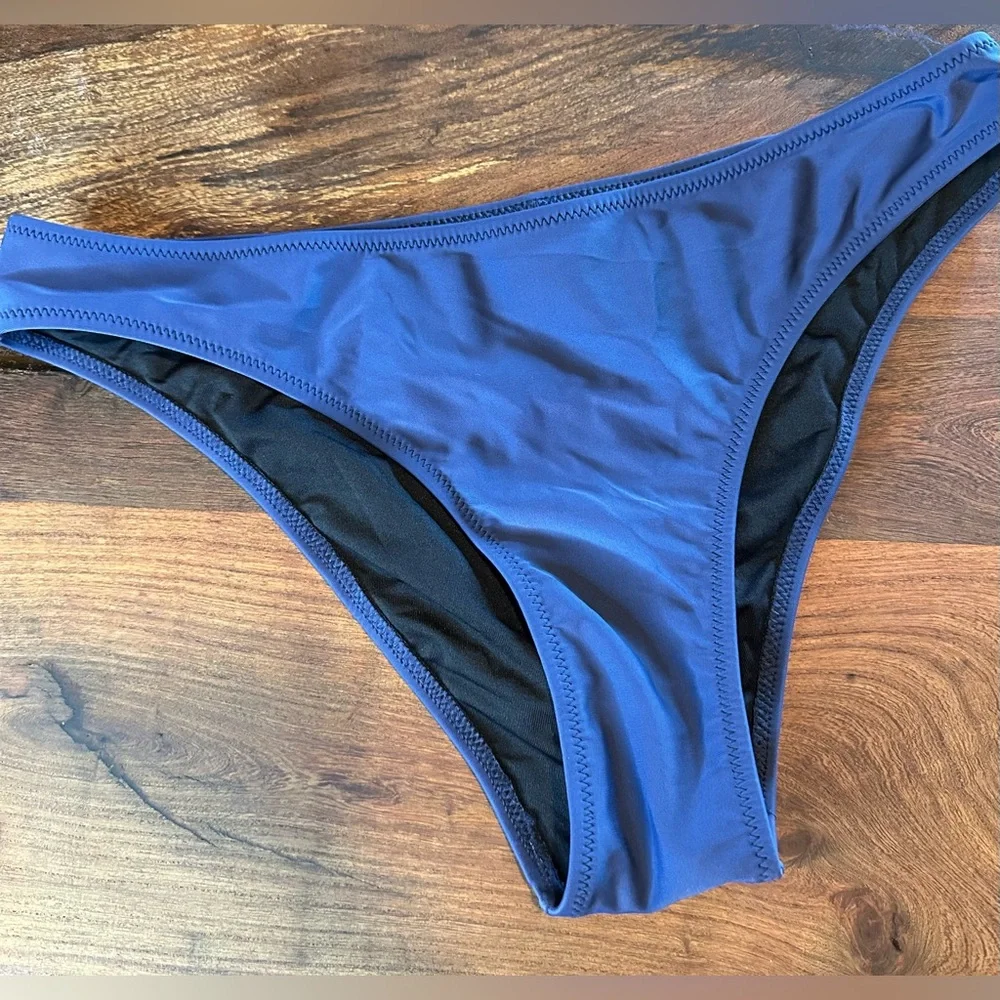 Cupshe Bikini ~ Blue - Picture 4 of 5